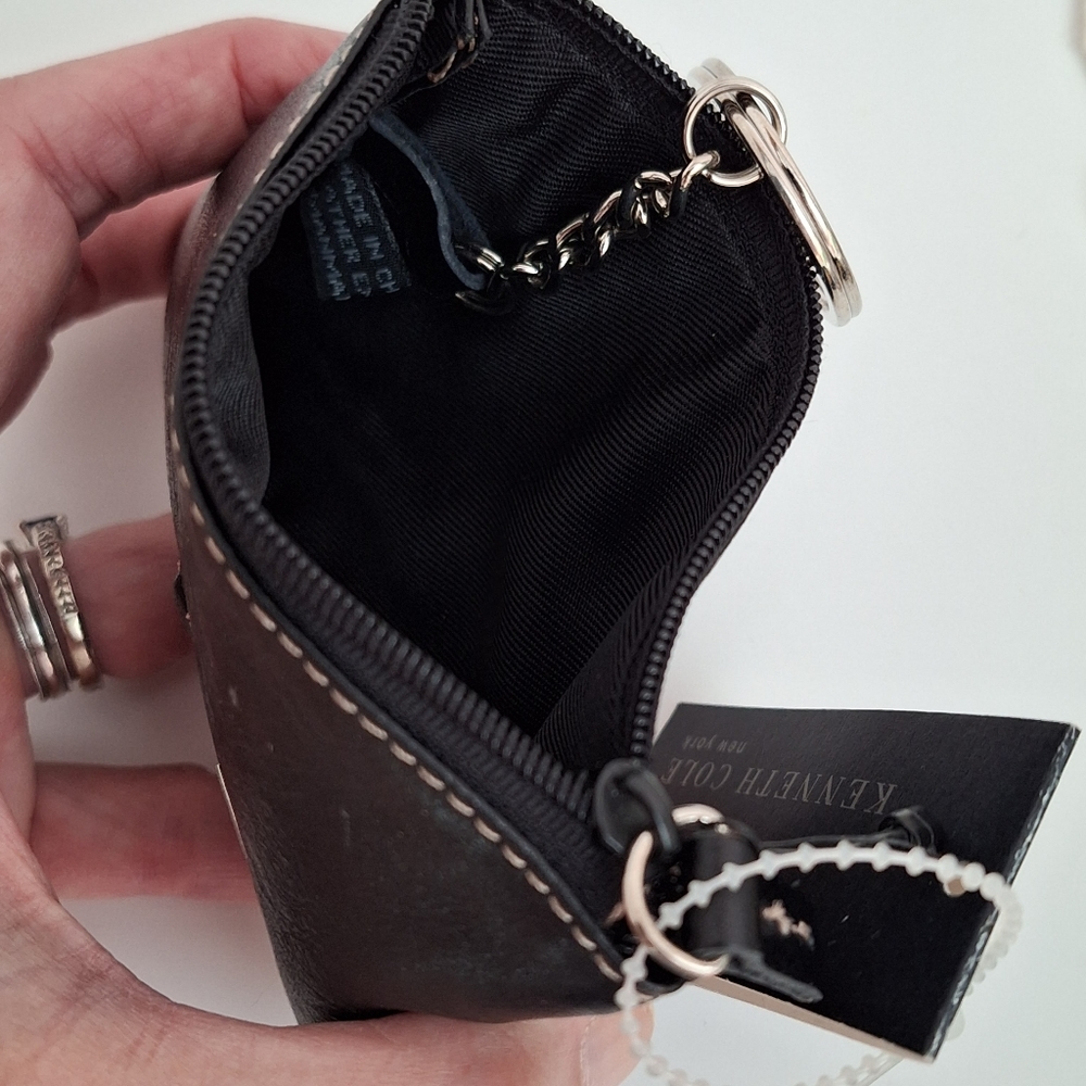 NWT Kenneth Cole leather coin purse with keychain - Picture 5 of 7
